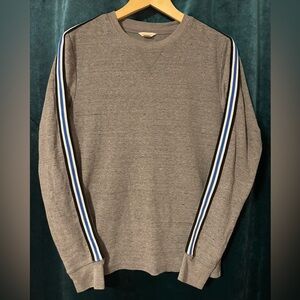 Grey Aeropostale Long Sleeve Top with Blue, Black and White Stripes Details